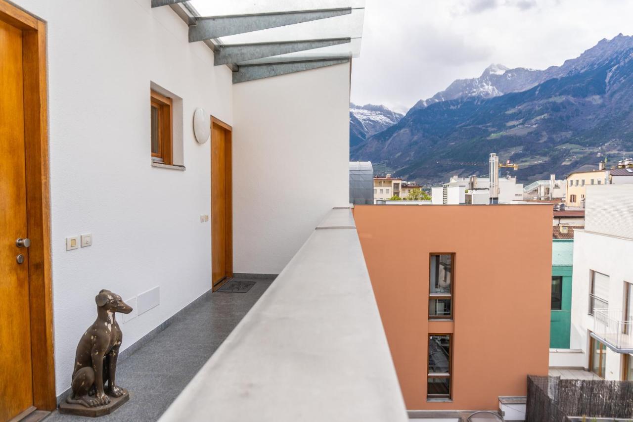 Appartement Luxus Penthouse Mit Terrasse, Garage, Fahrradraum Und Infrarotsauna à Merano Extérieur photo