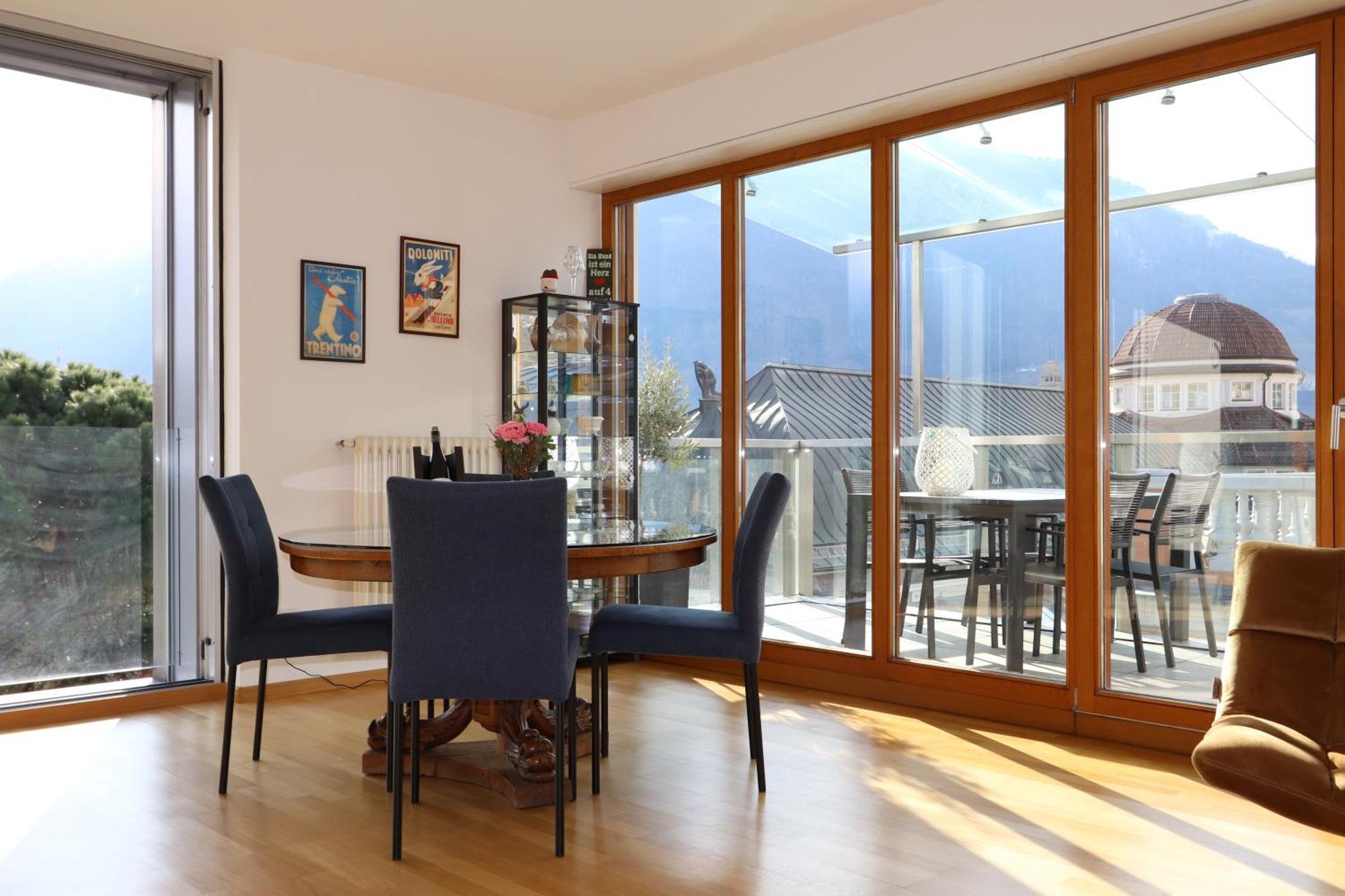 Appartement Luxus Penthouse Mit Terrasse, Garage, Fahrradraum Und Infrarotsauna à Merano Extérieur photo